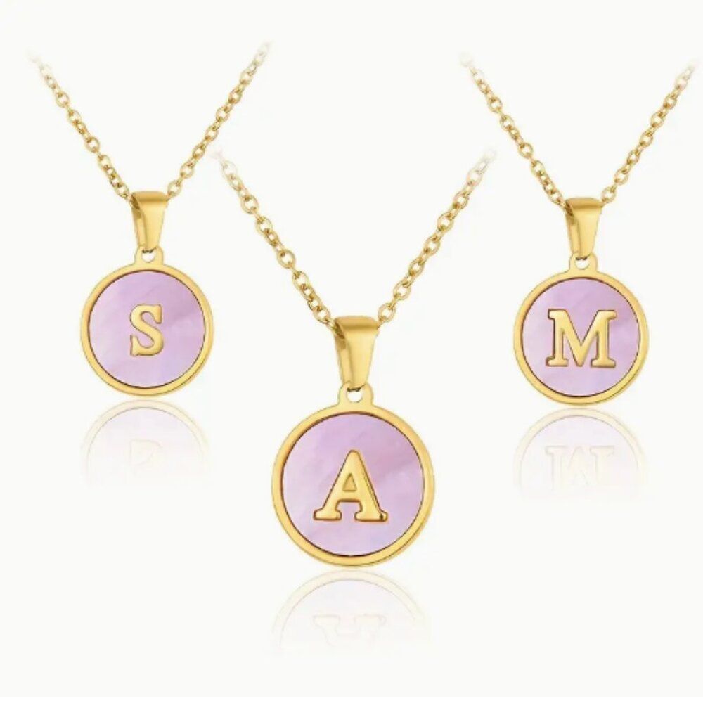 🔅🆕🔅18K Gold Plated Stainless Steel Pink Shell Decor Initial Necklace✨ - Picture 6 of 16